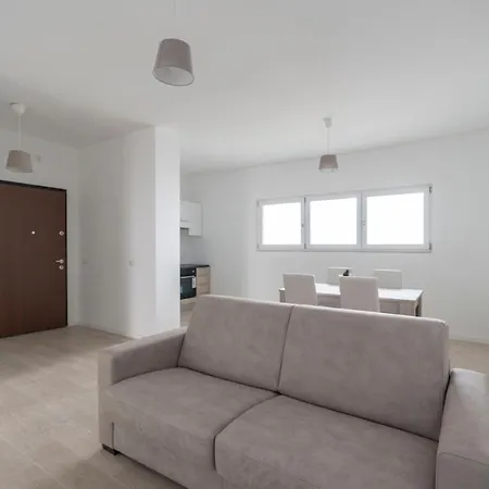 Gasthof Sunny Beach Suites Bari